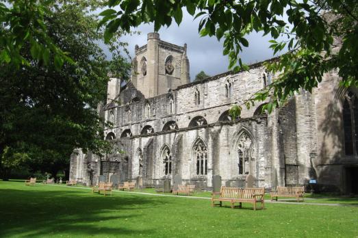 TaysideDUNKELDDunkeldCathedral(jamesdenhamCC-BY-2.0)1