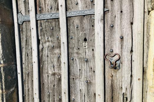 YorkshireMIDHOPESTONESStJames(sarahcrosslandSTAFF)