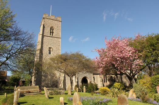 GloucestershireDOYNTONHolyTrinity(richardcroftCC-BY-SA2.0)1