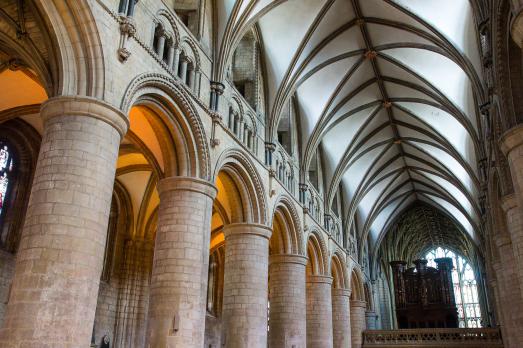 PROJECTDiscoverEnglandGloucesterCathedral(©VisitEngland2019)10