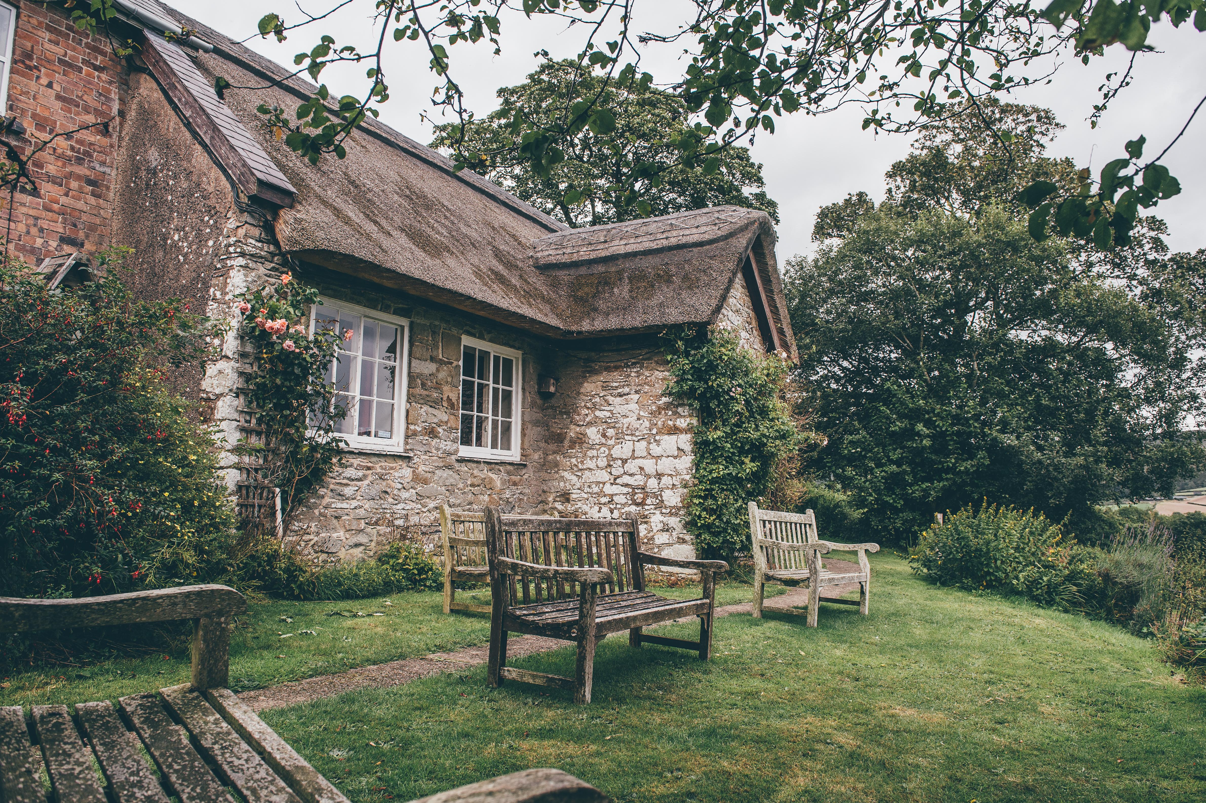 PowysLLANDEGLEYPalesMeetingHouse(©CrownCopyright2020)1