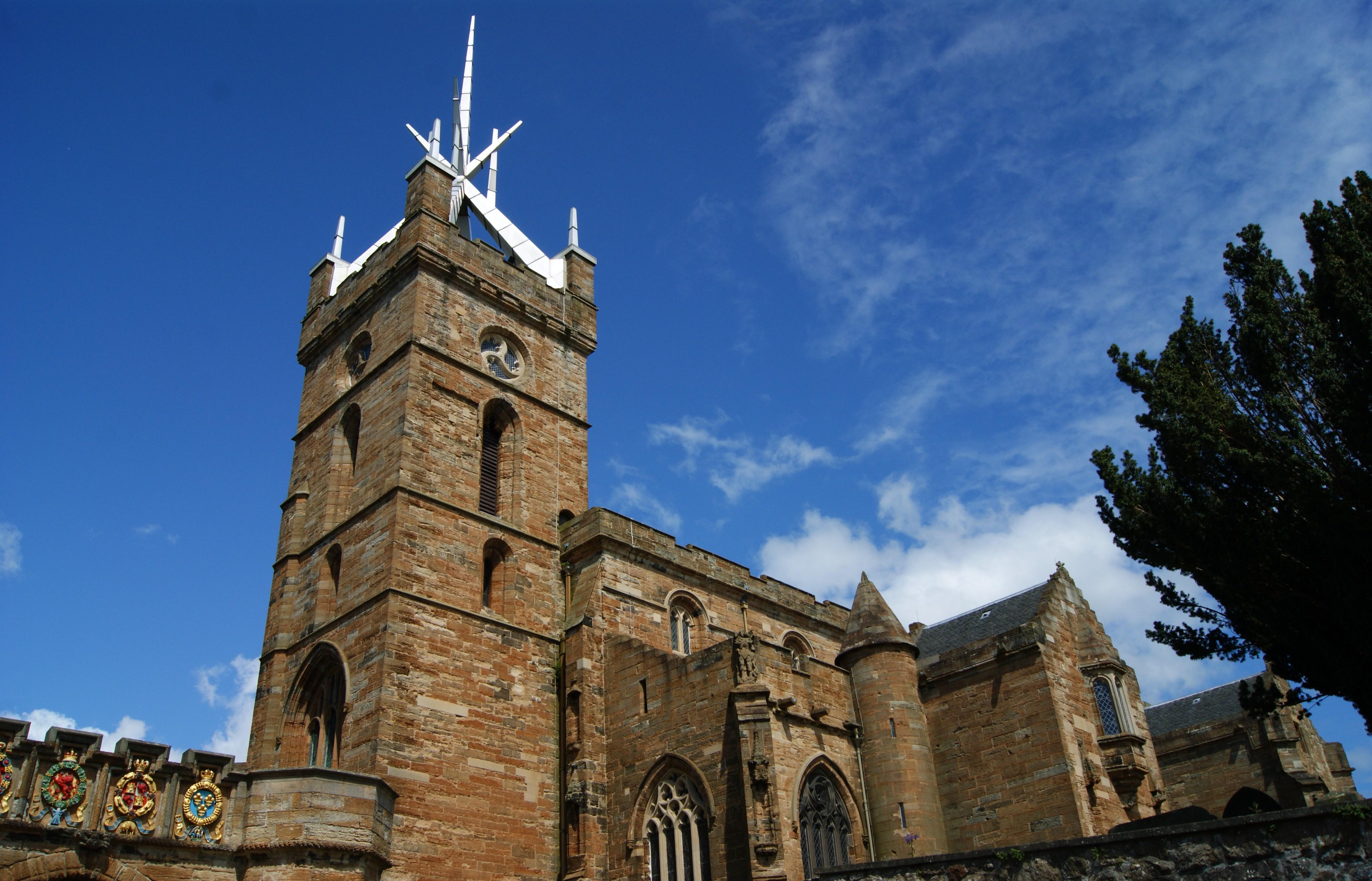 LothianLINLITHGOWStMichael(paulajandrewsCC-BY2.0)1