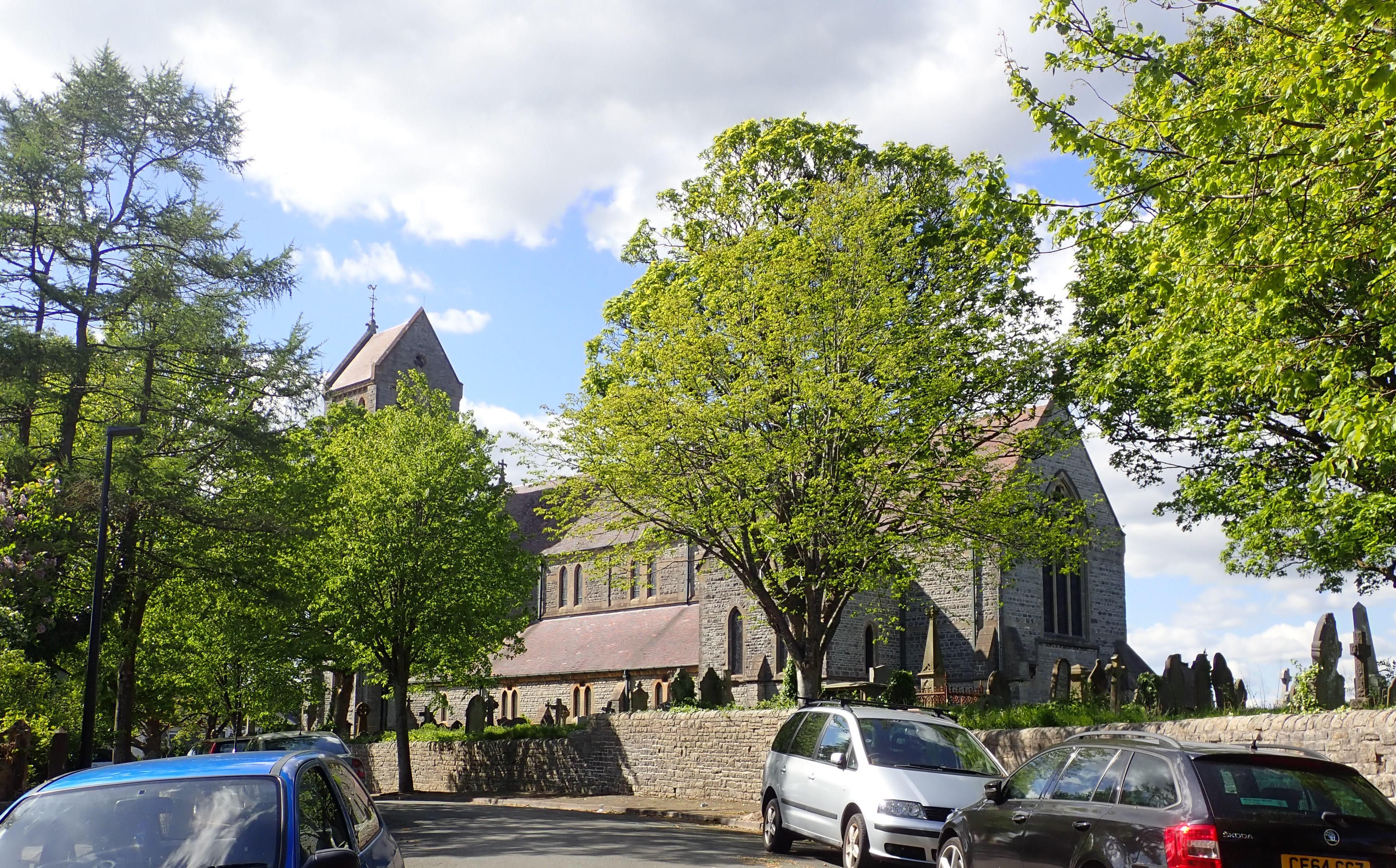 GlamorganPENARTHStAugustine(eirianevansCC-BY-SA2.0)1