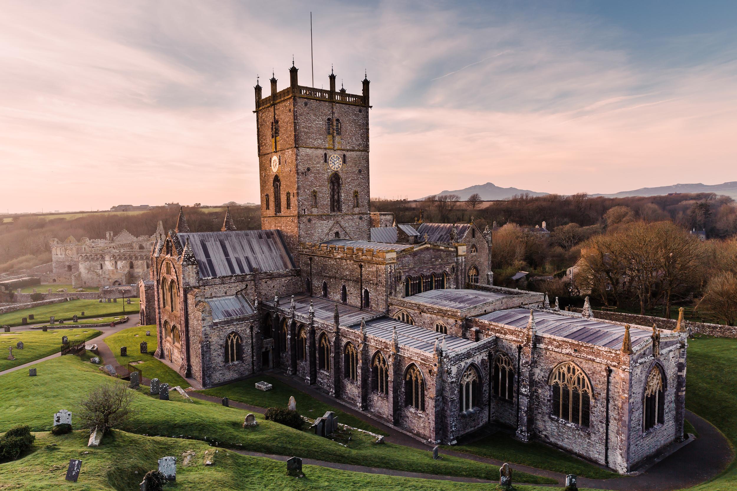 PembrokeshireSTDAVIDSStDavidsCathedral(©crowncopyright2020)1