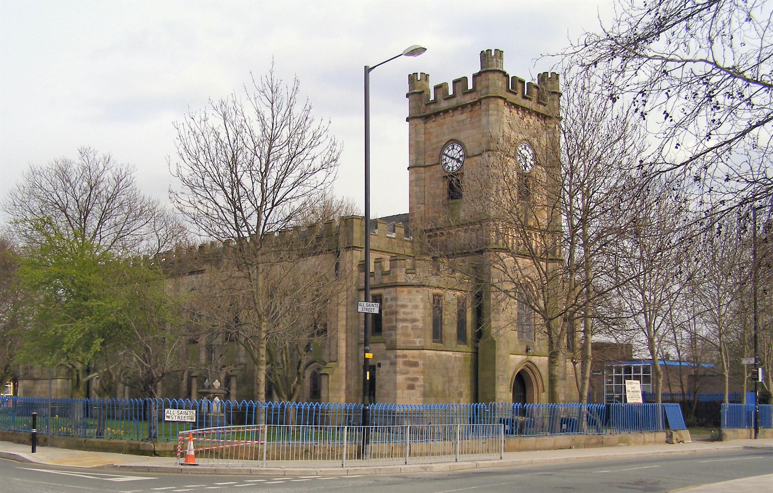 GreaterManchesterNEWTONHEATHAllSaints(daviddixonCC-BY-SA2.0)1