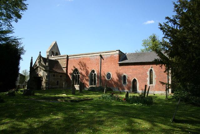 LincolnshireALLINGTONHolyTrinity(richardcroftCC-BY-SA2.0)1