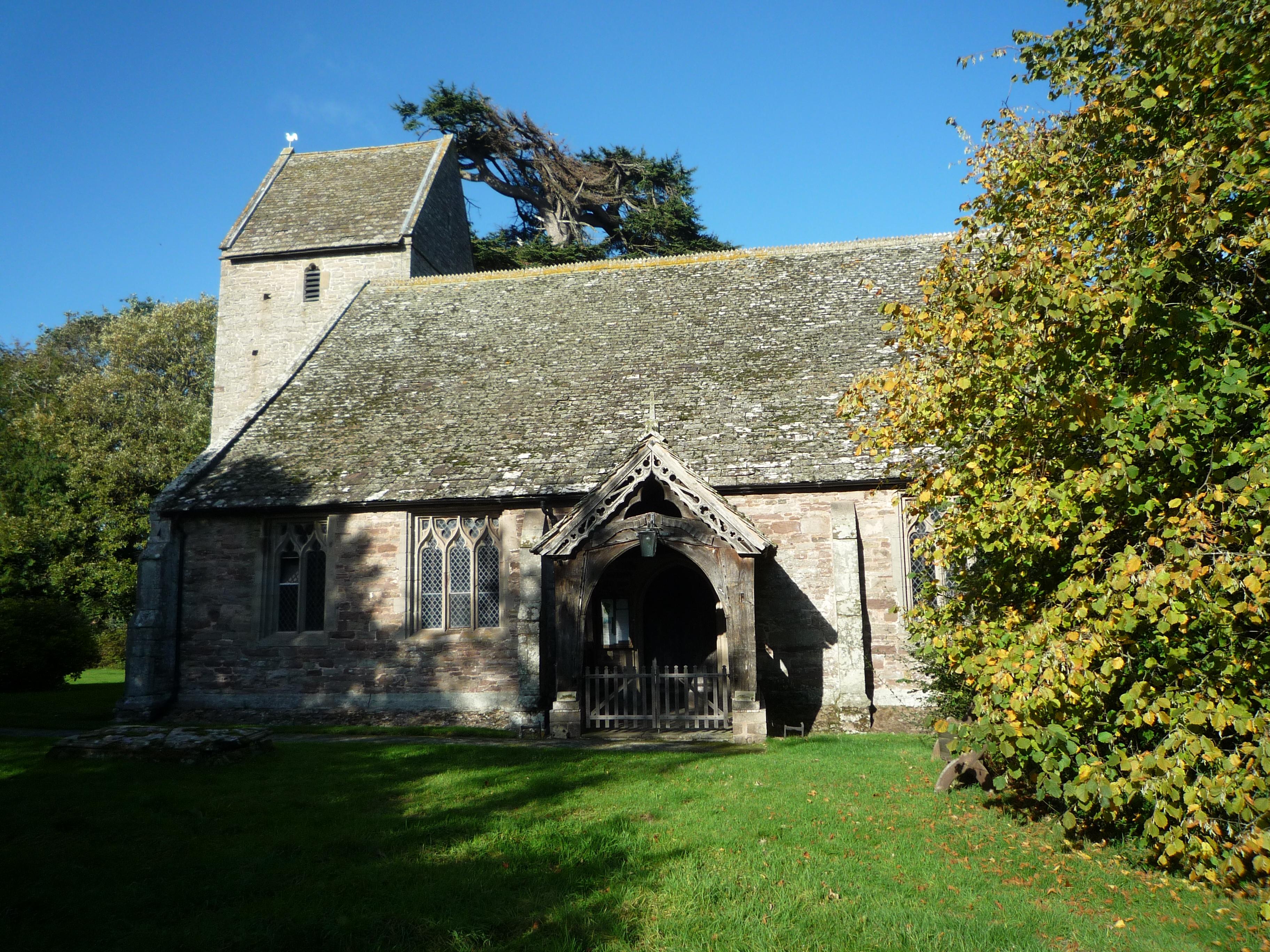 HerefordshireKINNERSLEYStJames(fabianmustoCC-BY-SA2.0)1