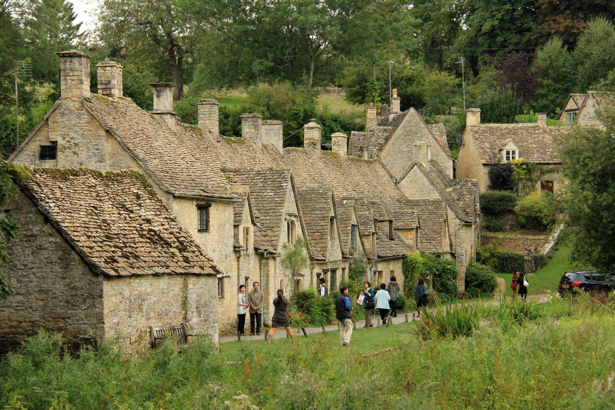 Visitor guide to the best historic churches to visit in Gloucestershire ...