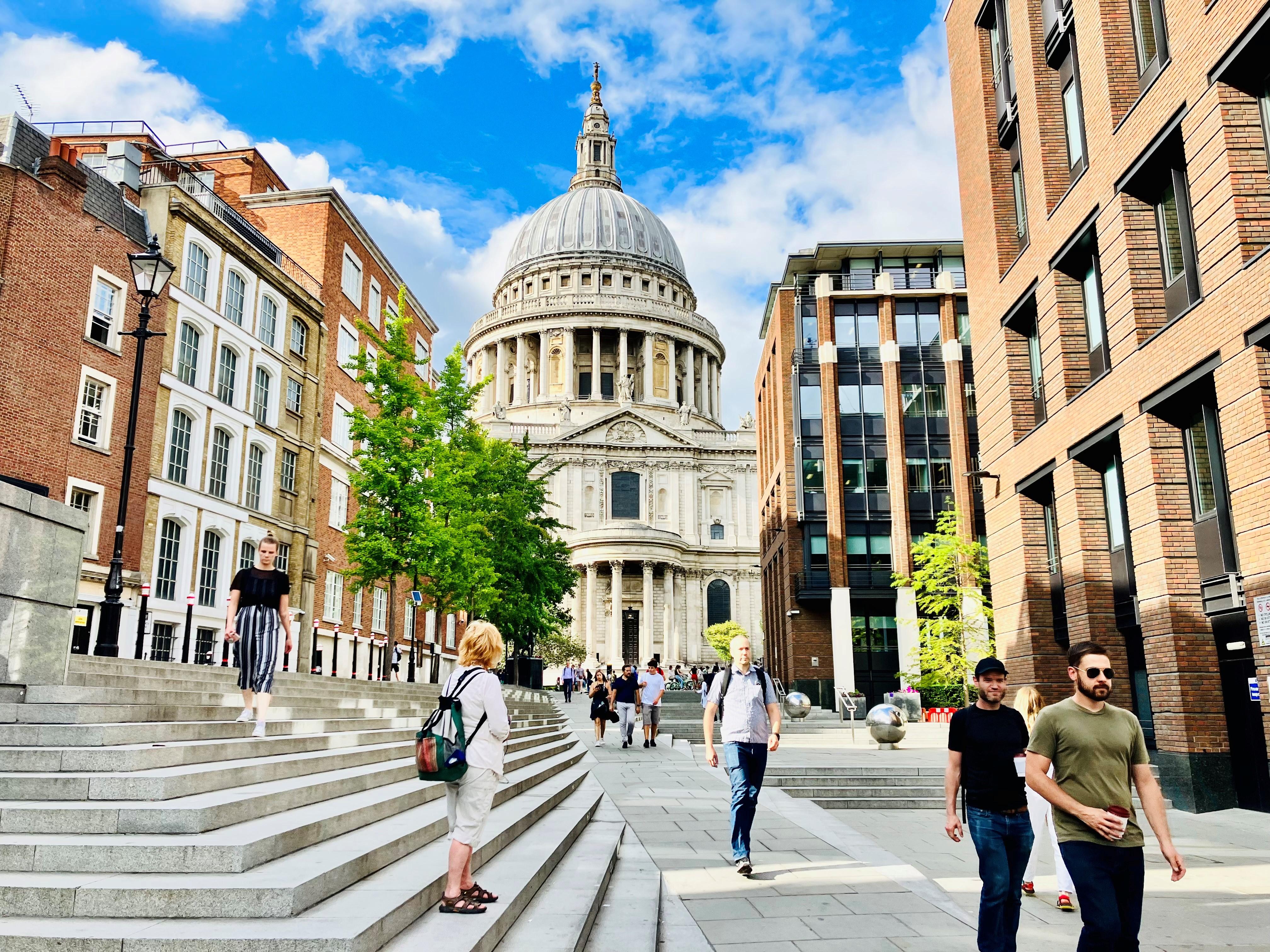 GreaterLondonCITYOFLONDONStPaulsCathedral(sarahcrosslandSTAFF)4