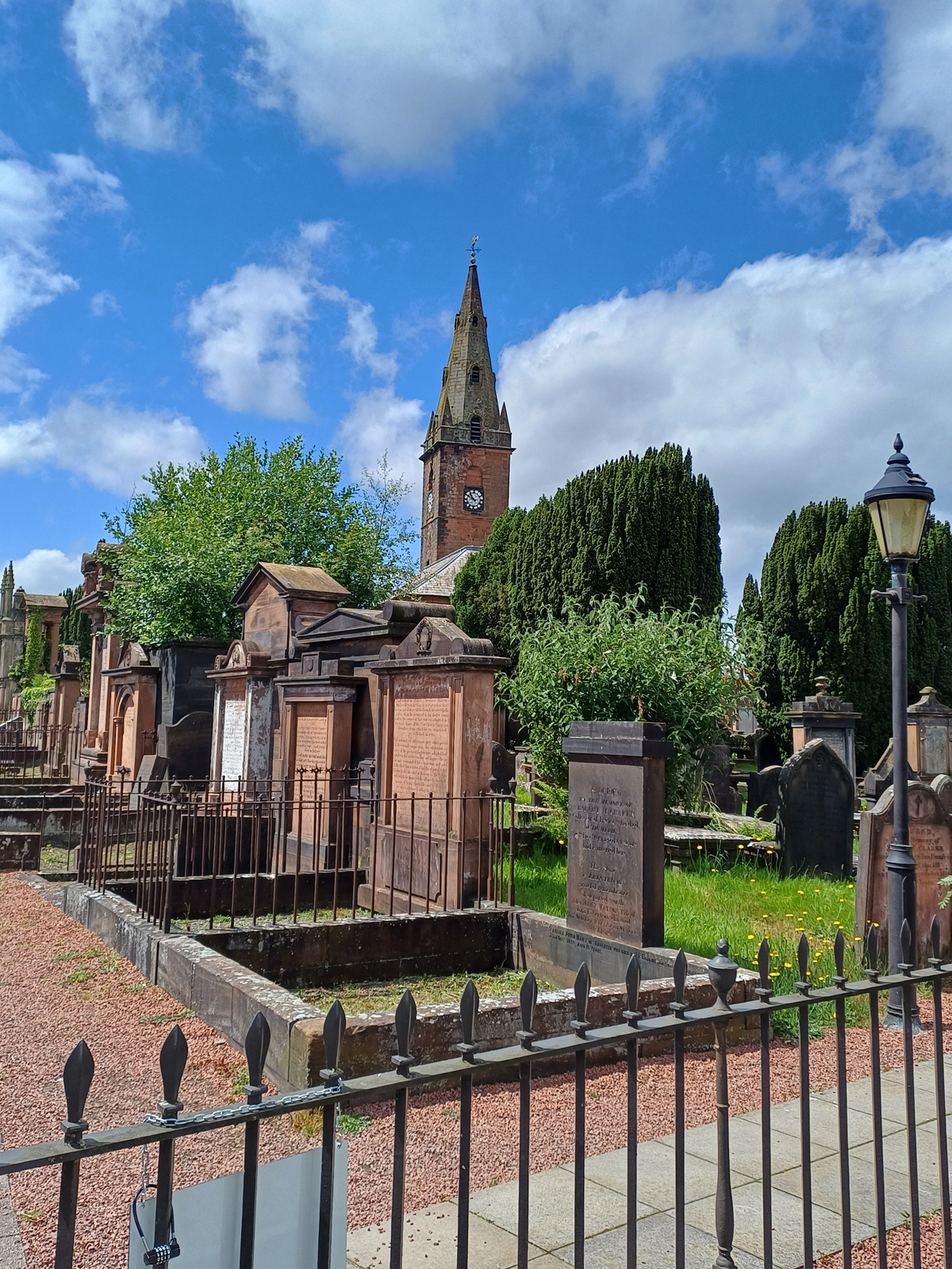 Dumfries St Michael Church